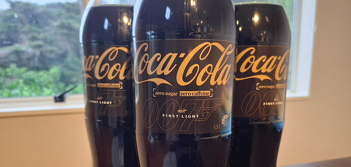 007 First Light: Zero Sugar - Zero Caffeine Cola Cola